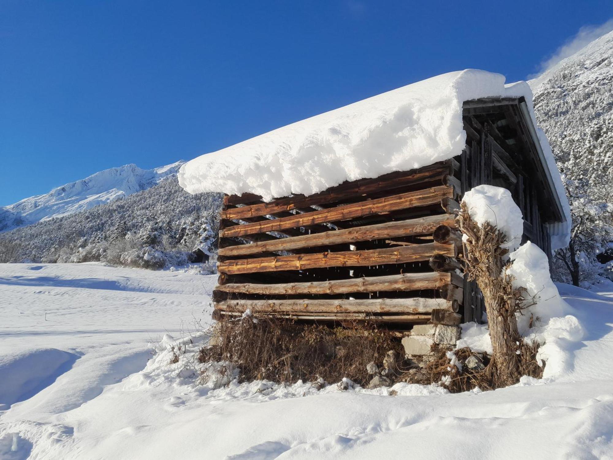 Haus Hotz Apart Talblick Grins Εξωτερικό φωτογραφία